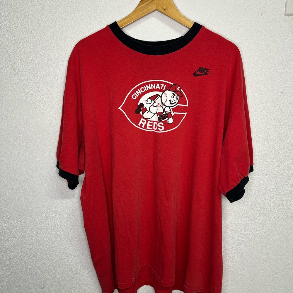 VTG Nike Red Cincinnati Reds Men's Shirt